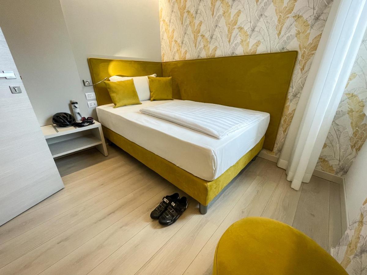 Hotel Stella Alpina Malcesine Bagian luar foto