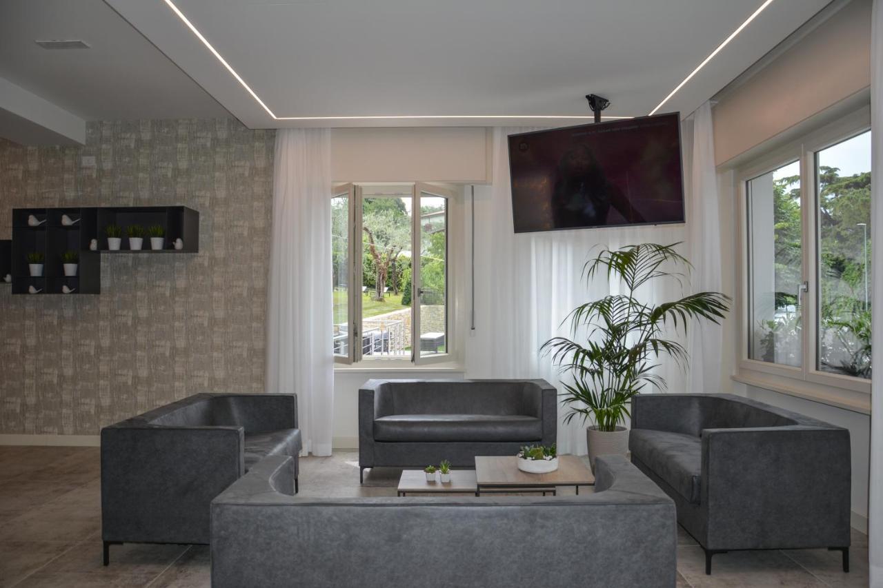 Hotel Stella Alpina Malcesine Bagian luar foto