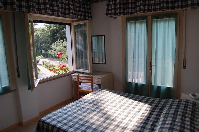Hotel Stella Alpina Malcesine Bagian luar foto